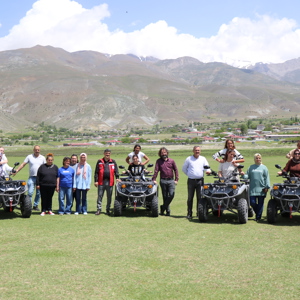 10-16 Mayıs Engelliler Haftasında Yamaç Paraşütü ve ATV Sürüş Heyecanı Yaşadık  - fotoğraf 5