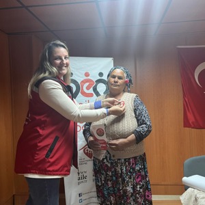 Aile Yılında “2025 Aile Yılı Tanıtımı” düzenlenerek, “Aile ve İletişim” konulu eğitim verildi. - fotoğraf 1