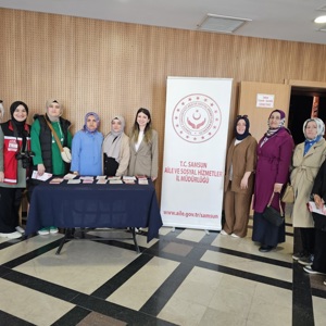 Şermin Yaşar ile "Anne Müzesinin Işığında Anadolu Anneleri" Söyleşisi - fotoğraf 12