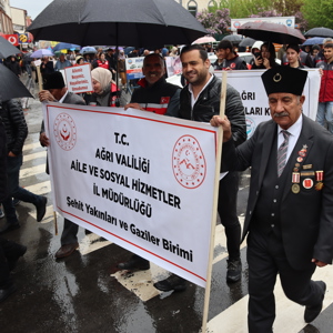 Aile Günü Kortej Yürüyüşü Yapıldı - fotoğraf 4
