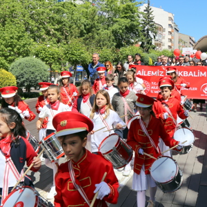 Ailemiz Geleceğimiz Yürüyüşü - fotoğraf 9