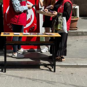 İl genelinde sahaya çıkan ekiplerimiz 15 Mayıs Uluslararası Aile Günü kapsamında, mobil sosyal hizmet noktalarında bilgilendirme ve broşür dağıtımı gerçekleştirilmiştir. - fotoğraf 5