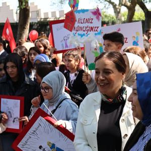 İstanbul İl Müdürlüğü olarak Bakanlığımız tarafından 2025 “Aile Yılı” kapsamında, 15 Mayıs Uluslararası Aile Günü'nde 81 ilde eş zamanlı olarak “Aile Yılı Yürüyüşü” düzenledik. - fotoğraf 2