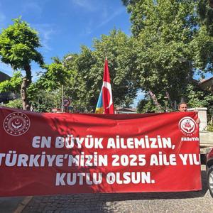 “Ailemiz Geleceğimiz” Temalı Kortej Yürüyüşü Gerçekleştirildi - fotoğraf 3