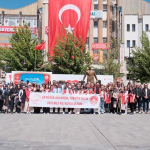15 Mayıs Aile Günü Kortej Yürüyüşü - fotoğraf 6