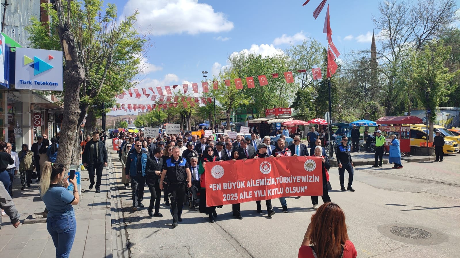 📍15 Mayıs Uluslararası Aile Günü Kortej Yürüyüşü