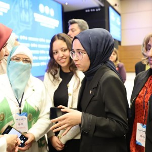 Aile ve Sosyal Hizmetler Bakanımız Göktaş, Uluslararası Aile Sempozyumu'nda konuştu - fotoğraf 2