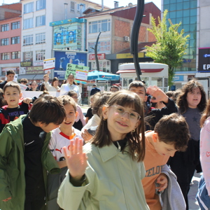 15 Mayıs Uluslararası Aile Günü kapsamında kortej yürüyüşü düzenlendi - fotoğraf 12