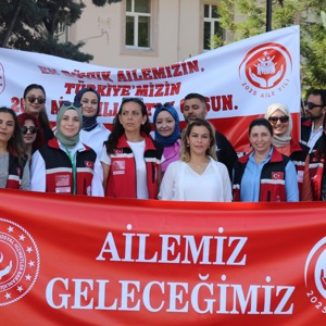 15 Mayıs Aile Günü Nedeniyle Manavgat ve Kumluca İlçelerimizde Kortej Yürüyüşleri Gerçekleştirildi - fotoğraf 7