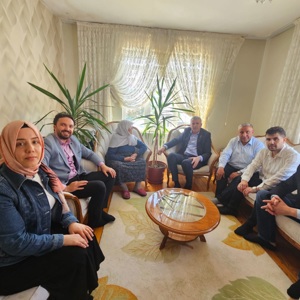 Anneler Günü’nde Şehit Annelerine Anlamlı Ziyaret - fotoğraf 10