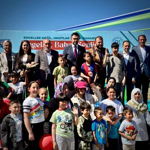 Aile Yılı kapsamında 15 Mayıs Uluslararası Aile Günü ve Engelliler Haftası münasebetiyle; Evde Bakım Hizmetinden yararlanan ailelerimizin katılımı ile "Engelsiz Bahar Şenliği" düzenlendi. - fotoğraf 6