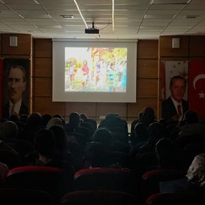 Hakkari İl Müdürlüğümüz’de; Aile Günü’ne Özel Sinema Etkinliği Düzenlendi - fotoğraf 1