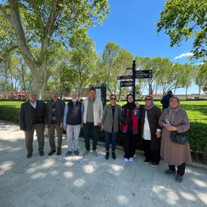 2025 'Aile Yılı' kapsamında "Ailemiz İnancımız, Ailemiz Geleneğimiz, Ailemiz Değerlerimiz" temasıyla Şehit Yakınlarımız ile Topkapı Sarayını ziyaret ediyoruz. - fotoğraf 5