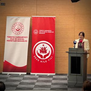 Aile Akademisi Çalıştayı açılış programı, Gaziosmanpaşa Kaymakamı Sn. İskender YÖNDEN ve İl Müdürümüz Sn. Ömer TURAN 'ın katılımlarıyla gerçekleştirilmiştir. - fotoğraf 3