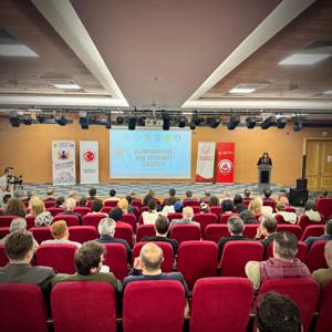 Aile Akademisi Çalıştayı açılış programı, Gaziosmanpaşa Kaymakamı Sn. İskender YÖNDEN ve İl Müdürümüz Sn. Ömer TURAN 'ın katılımlarıyla gerçekleştirilmiştir. - fotoğraf 4