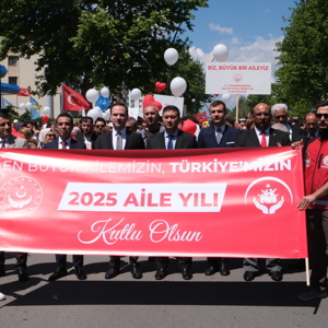 15 Mayıs Uluslararası Aile Günü İlimizde Aile Yılı Yürüyüşü ile kutlandı - fotoğraf 4