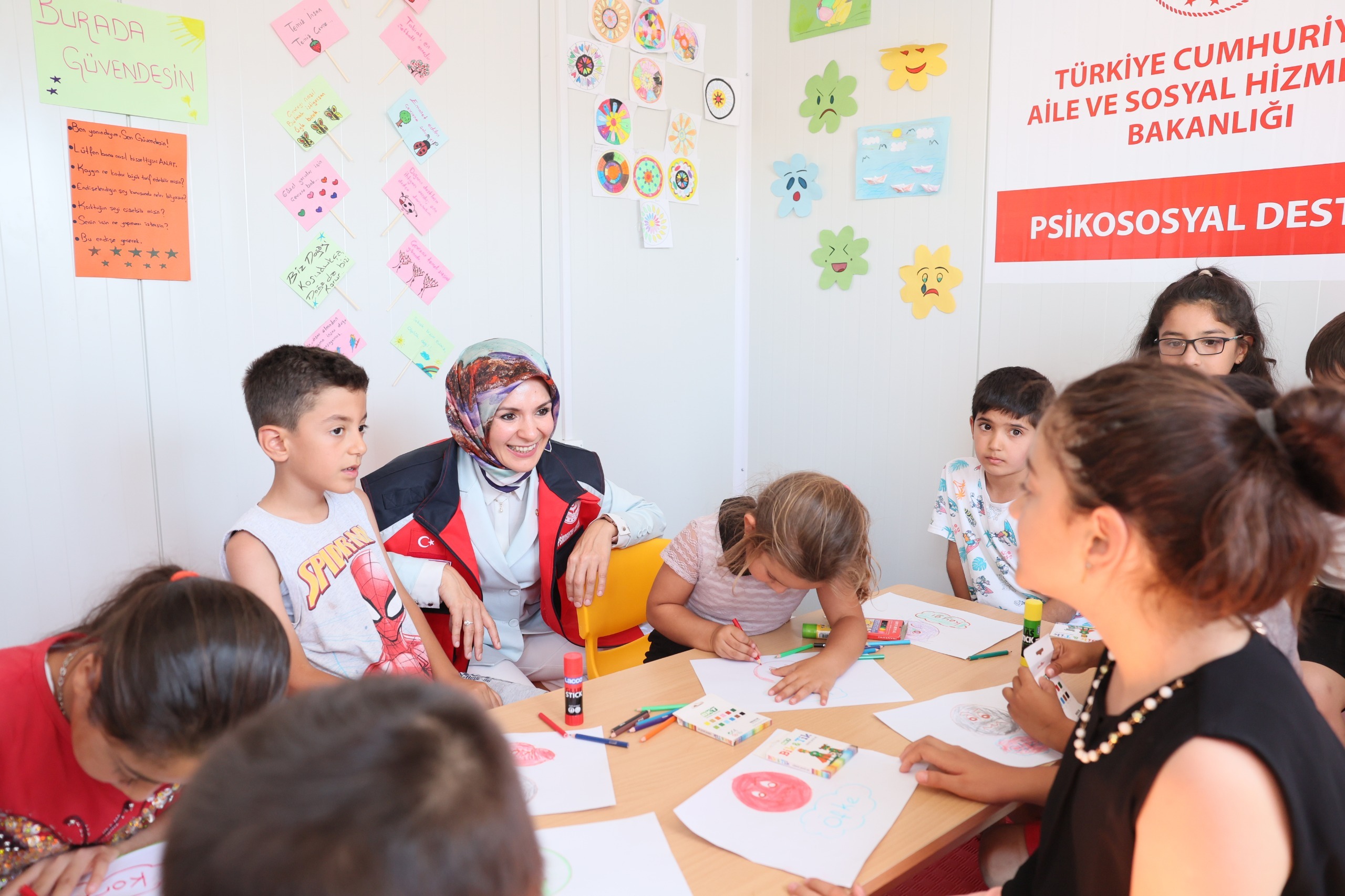 Bakanımız Göktaş: “Mayıs ayına yönelik toplam 1 milyar 227 milyon lira tutarındaki Sosyal Ekonomik Destek (SED) ödemesini hesaplara yatırdık”