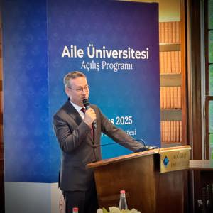 Aile Üniversitesi Projesi Protokol imza töreni Bakan Yardımcımız Sn. Leman YENİGÜN ve İl Müdürümüz Sn. Ömer TURAN 'ın katılımlarıyla gerçekleştirildi. - fotoğraf 2