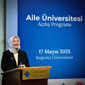 Aile Üniversitesi Projesi Protokol imza töreni Bakan Yardımcımız Sn. Leman YENİGÜN ve İl Müdürümüz Sn. Ömer TURAN 'ın katılımlarıyla gerçekleştirildi. - fotoğraf 1