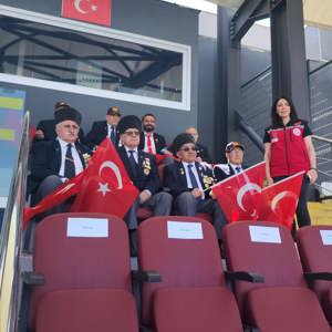 19 Mayıs Atatürk'ü Anma, Gençlik ve Spor Bayramı etkinlikleri çerçevesinde ilimizdeki Şehitlerimizin yakınları ve Gazilerimiz için çeşitli etkinlikler düzenledik.  - fotoğraf 2
