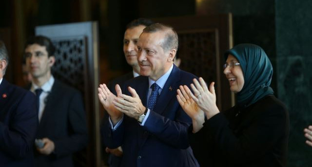 Kadınları güçlendirmenin en büyük anahtarı eğitimdir."