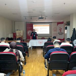 2025 Aile Yılı kapsamında 'Evlenecek Gençlerin Desteklenmesi Projesi' ile Evlilik Kredisi onaylanan çiftlerimize 'Evlilik Öncesi Eğitim Programı' kapsamında eğitimler vermeye devam ediyoruz. - fotoğraf 1