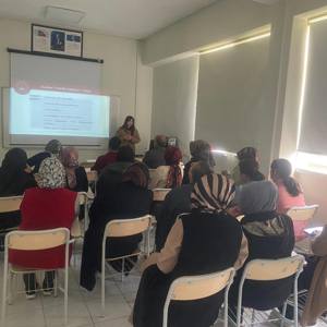Gülşehir Halk Eğitim Merkezi kursiyerleri ve usta öğreticilerine Kadına Yönelik Şiddetle Mücadele ve Erken Yaşta Zorla Evliliklerle Mücadele eğitimi verildi - fotoğraf 3