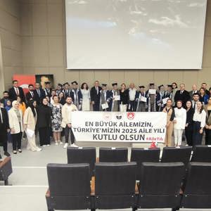 Nesiller Arası Gelişim Merkezi (NEGEM) II. Dönem Mezunlarını Uğurladı: 2025 Aile Yılı’na Anlamlı Bir Katkı Değerli Büyüklerimiz ve Gönüllü Gençlerimizden - fotoğraf 1