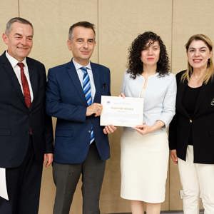 Nesiller Arası Gelişim Merkezi (NEGEM) II. Dönem Mezunlarını Uğurladı: 2025 Aile Yılı’na Anlamlı Bir Katkı Değerli Büyüklerimiz ve Gönüllü Gençlerimizden - fotoğraf 9