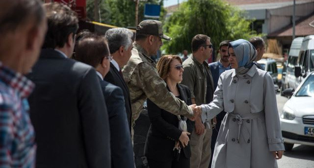 ''Songül kardeşimiz gerçek bir kahramandı. Milletimizin başı sağ olsun''