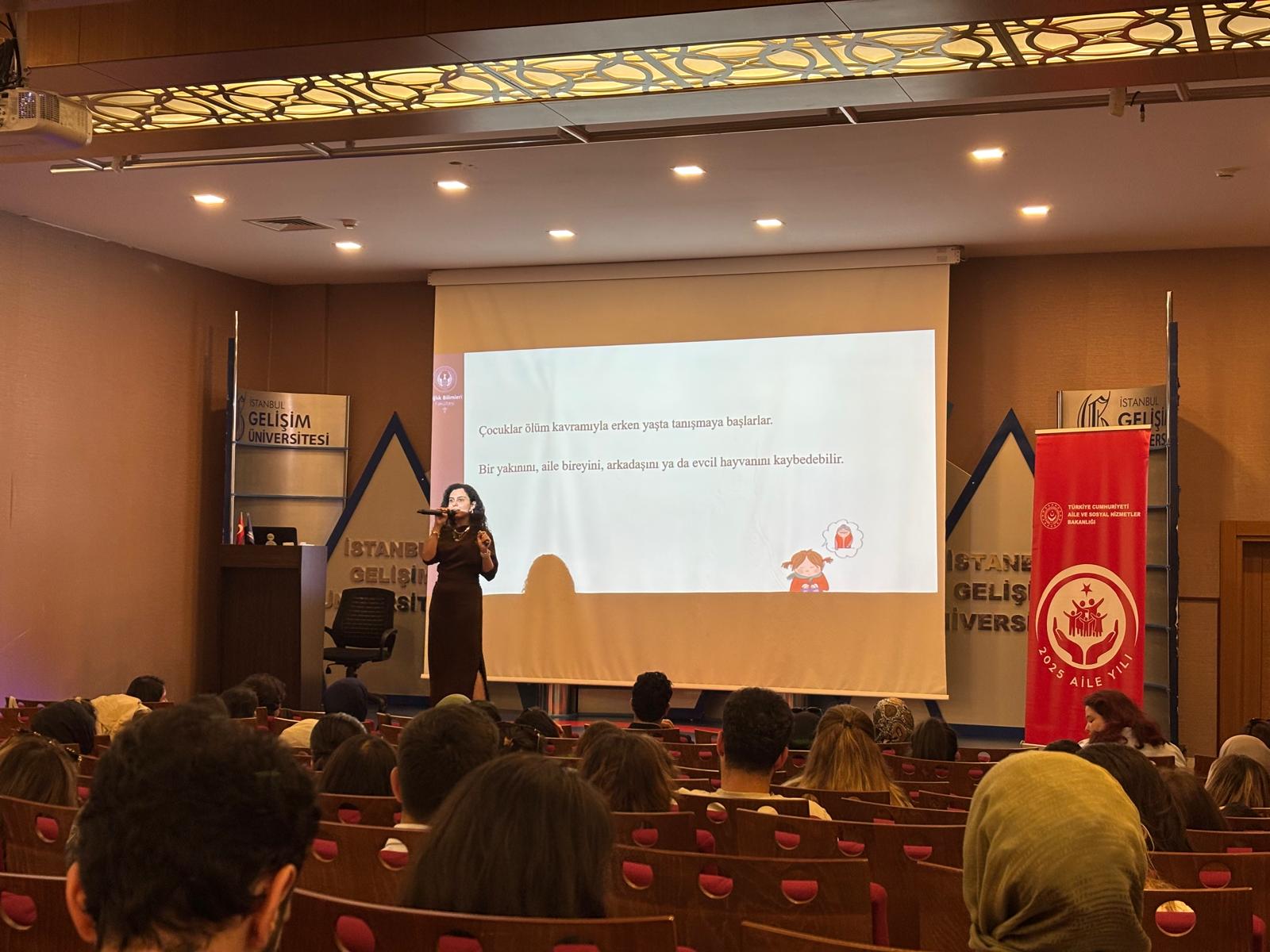 2025 Aile Yılı kapsamında, Sosyal Hizmet Merkezlerinde görev yapan 72 meslek elemanına "Çocuklarda Kayıp, Yas ve Travma" eğitimi verildi.