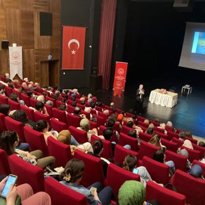 2025 Aile Yılı Kapsamında "Aile Olmak ve Aile Kalmak" Konulu Eğitim Gerçekleştirildi - fotoğraf 1
