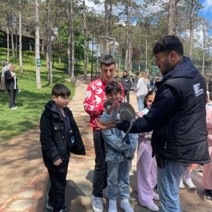 2025 Aile Yılı Kapsamında Ailelerimiz ve Çocuklarımızla Çekmeköy Hayvanat Bahçesi’nde Rehabilitasyon Gezisi - fotoğraf 6