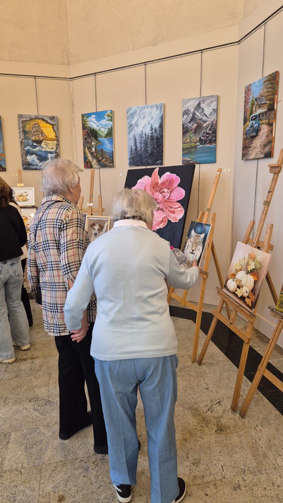Hayat Boyu Öğrenme Haftası Kapsamında Huzurevi Sakinlerimiz Yıl Sonu Sergisine Katılım sağlanmıştır.