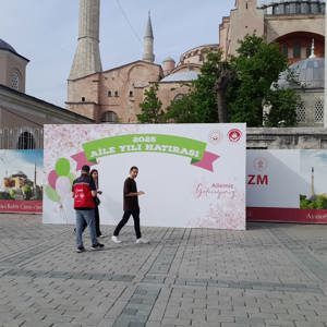 2025 Aile Yılı: Hatıra Backdropları ve Mobil Sosyal Hizmet Sunumuyla Bilgilendirmeye Devam Ediyoruz - fotoğraf 4