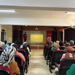 Aile Eğitim Programı kapsamında verilen eğitimlerimiz düzenli olarak devam ediyoruz - fotoğraf 1