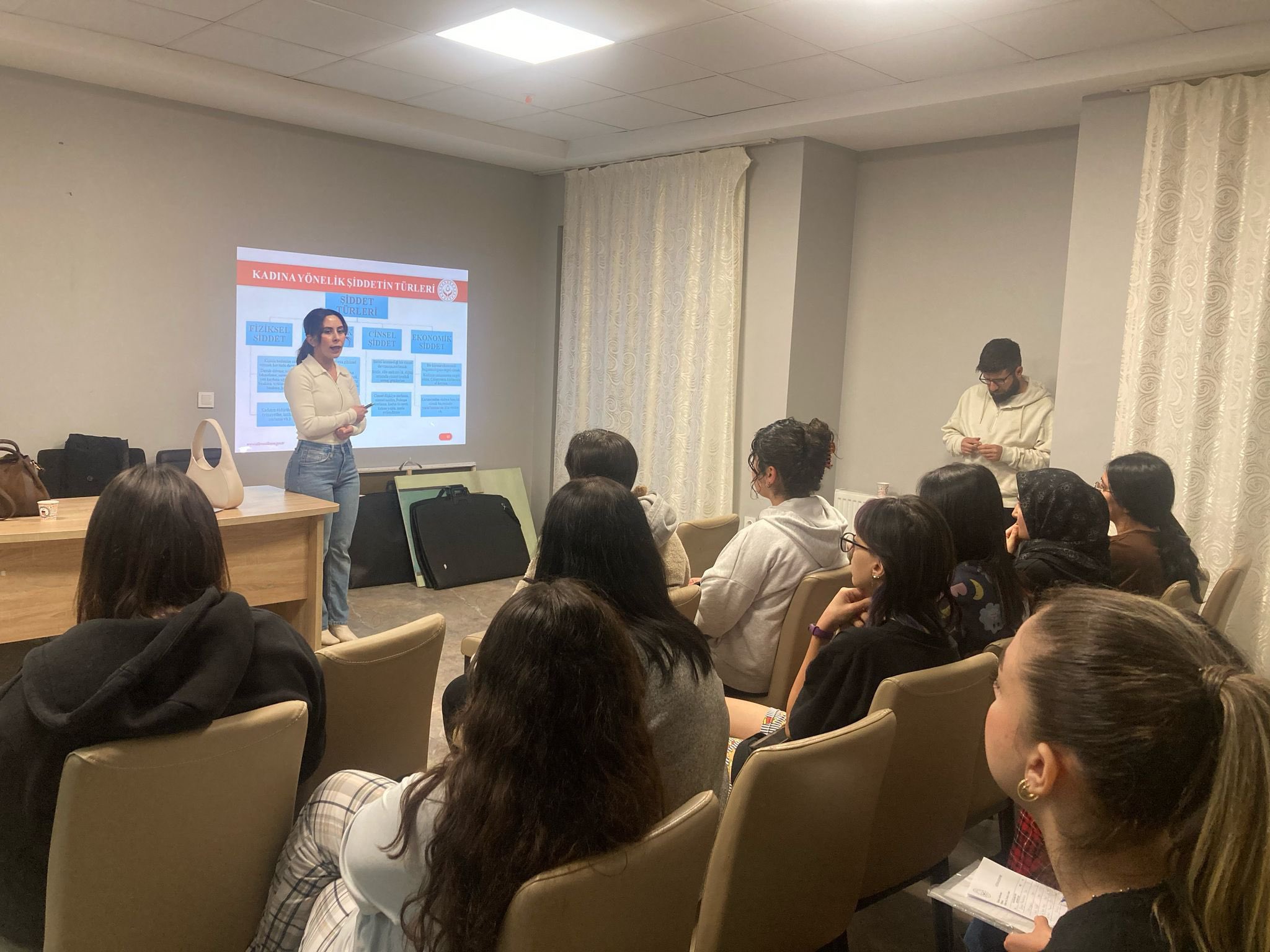 Kadına Yönelik Şiddetle Mücadele Eğitimi 
