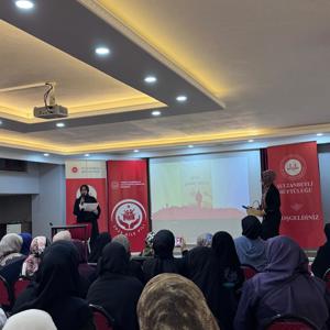 2025 Aile Yılı: “Ailemiz Geleceğimiz, Ailemiz Değerlerimiz” ile Şehitlerimizi ve Gazilerimizi Anma Programı Gerçekleşmiştir. - fotoğraf 4