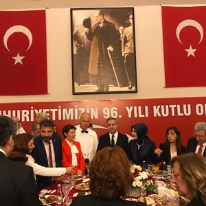 29 Ekim Cumhuriyet Bayrami'nin 96.yil donumu nedeniyle Valimiz Sn. Ali Ihsan SU 'nun ev sahipliginde Cumhuriyet Resepsiyonu duzenlendi - fotoğraf 6