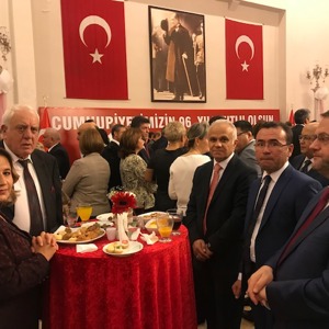 29 Ekim Cumhuriyet Bayrami'nin 96.yil donumu nedeniyle Valimiz Sn. Ali Ihsan SU 'nun ev sahipliginde Cumhuriyet Resepsiyonu duzenlendi - fotoğraf 7