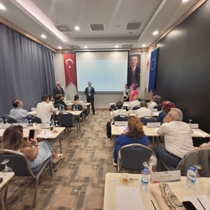 İlimizde Geçici Koruyucu Aile Uygulaması İçin İstişare Toplantısı ve Çalıştay Düzenlendi - fotoğraf 5