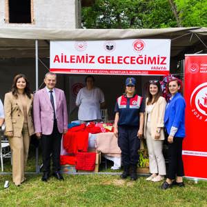 #Aileyılı Etkinlikleri Kapsamında Kırklareli Aile ve Sosyal Hizmetler İl Müdürlüğü “Çevrene İyi Bak” Etkinliğinde Yerini Aldı - fotoğraf 1