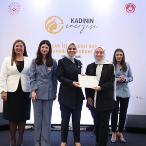 Aile ve Sosyal Hizmetler Bakanımız Göktaş, "Kadınlar İçin Enerji Okulu" kapanış programına katıldı - fotoğraf 4