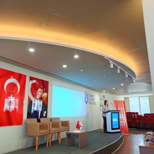 İl Müdürlüğümüz ve Esenyurt Üniversitesi İş Birliğiyle AEP Eğiticilerine Etkili "Konuşma ve Diksiyon" Eğitimi Gerçekleşmiştir. - fotoğraf 1