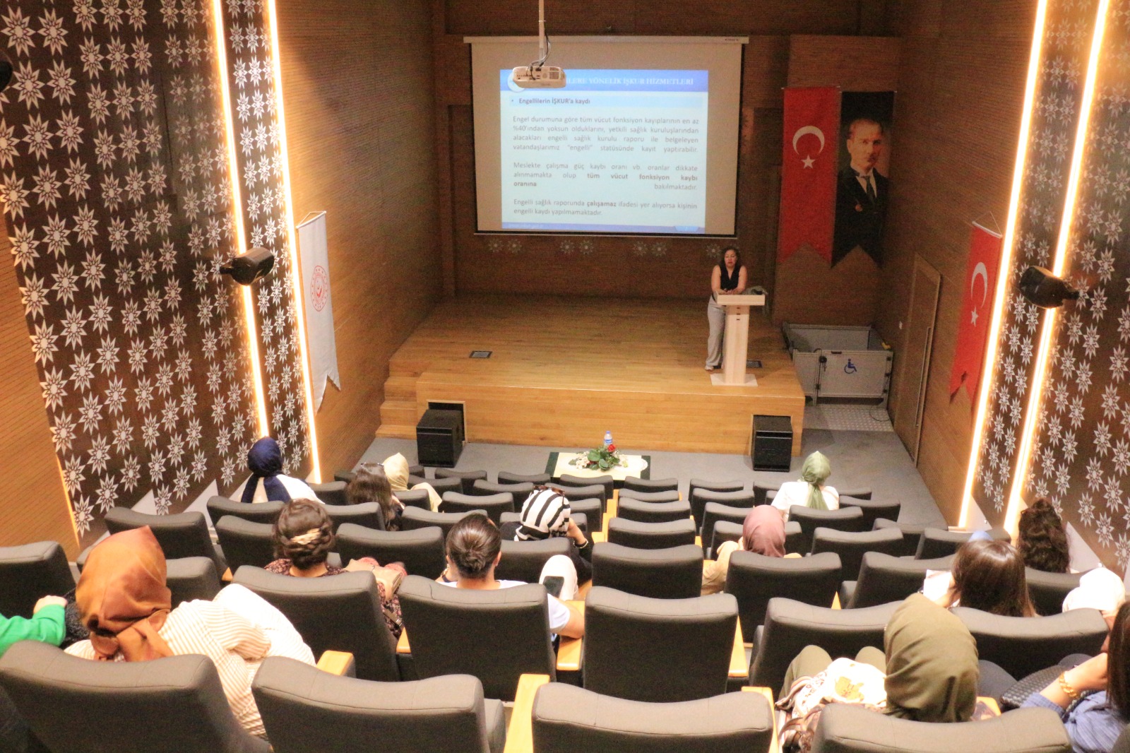 Engelli Bireylerin ve Kadınların Sosyal Hayata Katılımı ve İstihdamı Eğitimi