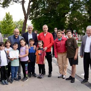 2025 #AileYılı kapsamında; Valiliğimizin Himayelerinde, İl Müdürlüğümüz ve Gençlik ve Spor İl Müdürlüğü Koordinesinde Düzenlenen “Aile Yılı Oryantiring Etkinliği”  Gerçekleştirildi. - fotoğraf 4