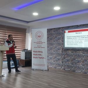 İlimiz Bozüyük İlçesinde Kamu Kurumları, Engelli Derneği, Engelli Vatandaşlarımız ve Ailelerinin Katılımlarıyla ‘‘Engelli Hakları’’ Konulu Söyleşi Düzenlenmiştir - fotoğraf 3