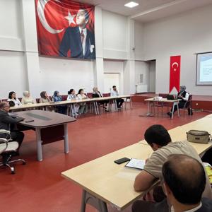 Kadınlara ve Engellilere Sunulan Mesleki Eğitim ve İstihdam Hizmetleri Konulu Eğitim - fotoğraf 1