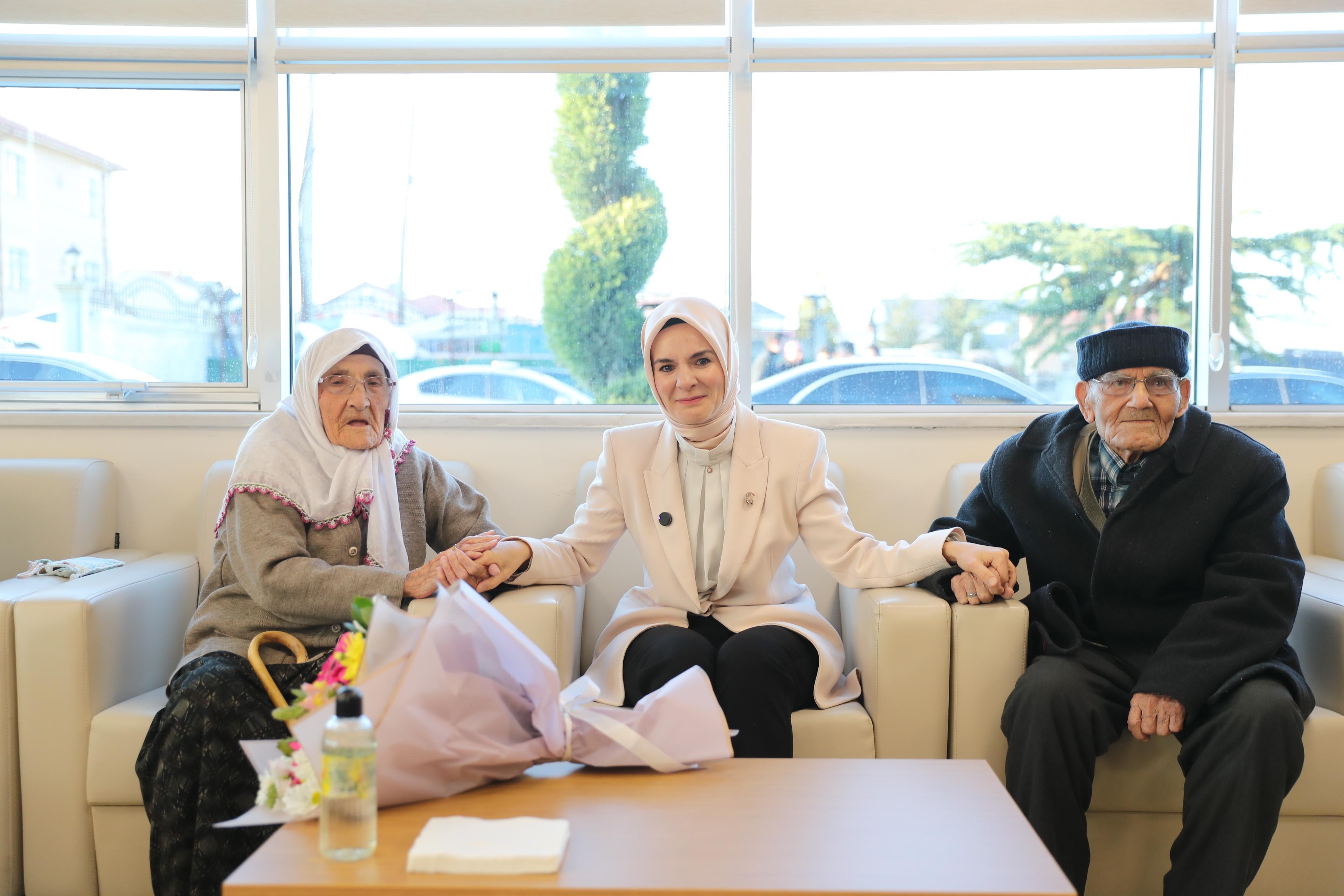 Eylül ayına ilişkin yaşlı aylığı ve engelli aylıkları hesaplara yatırılmaya başlandı