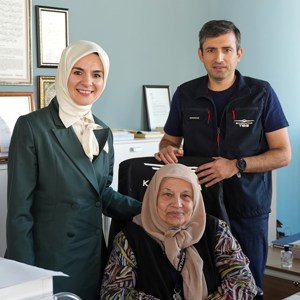 Aile ve Sosyal Hizmetler Bakanımız Göktaş, devlet korumasındaki çocuklarla Baykar Teknoloji'yi ziyaret etti - fotoğraf 1